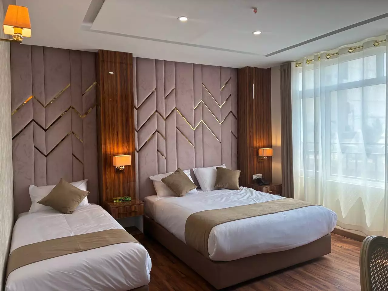 Alibaba https://cdn.alibaba.ir/ostorage/hotel-accommodation-images/68979515a1e6f83605b7dcfa_سه تخته معمولی.webp